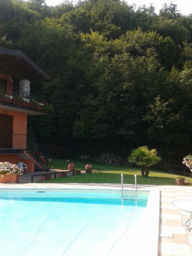 Relax Vista Lago Villanuova sul clisi Exteriér fotografie